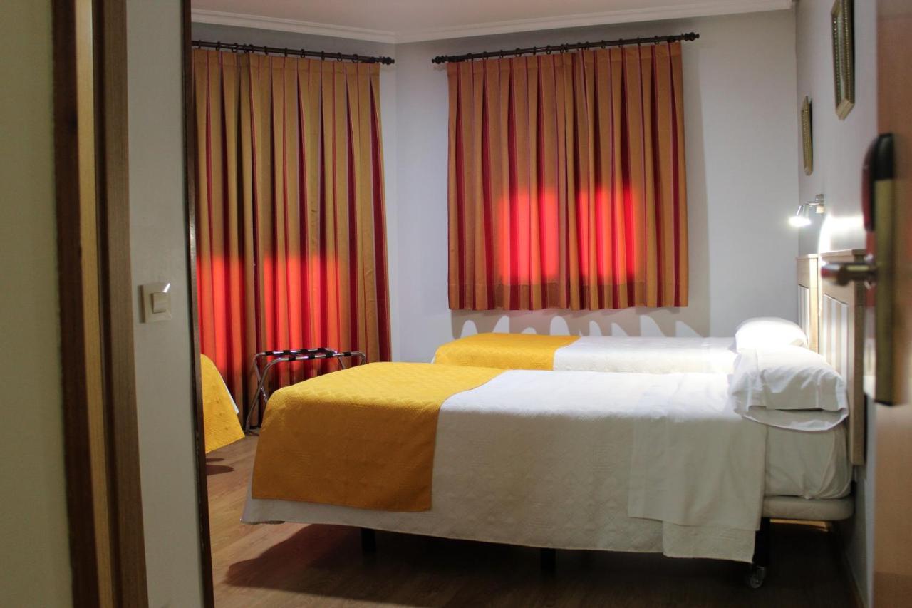 Hostal Madrid Toledo Exterior photo