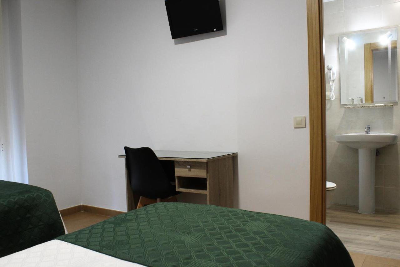 Hostal Madrid Toledo Exterior photo