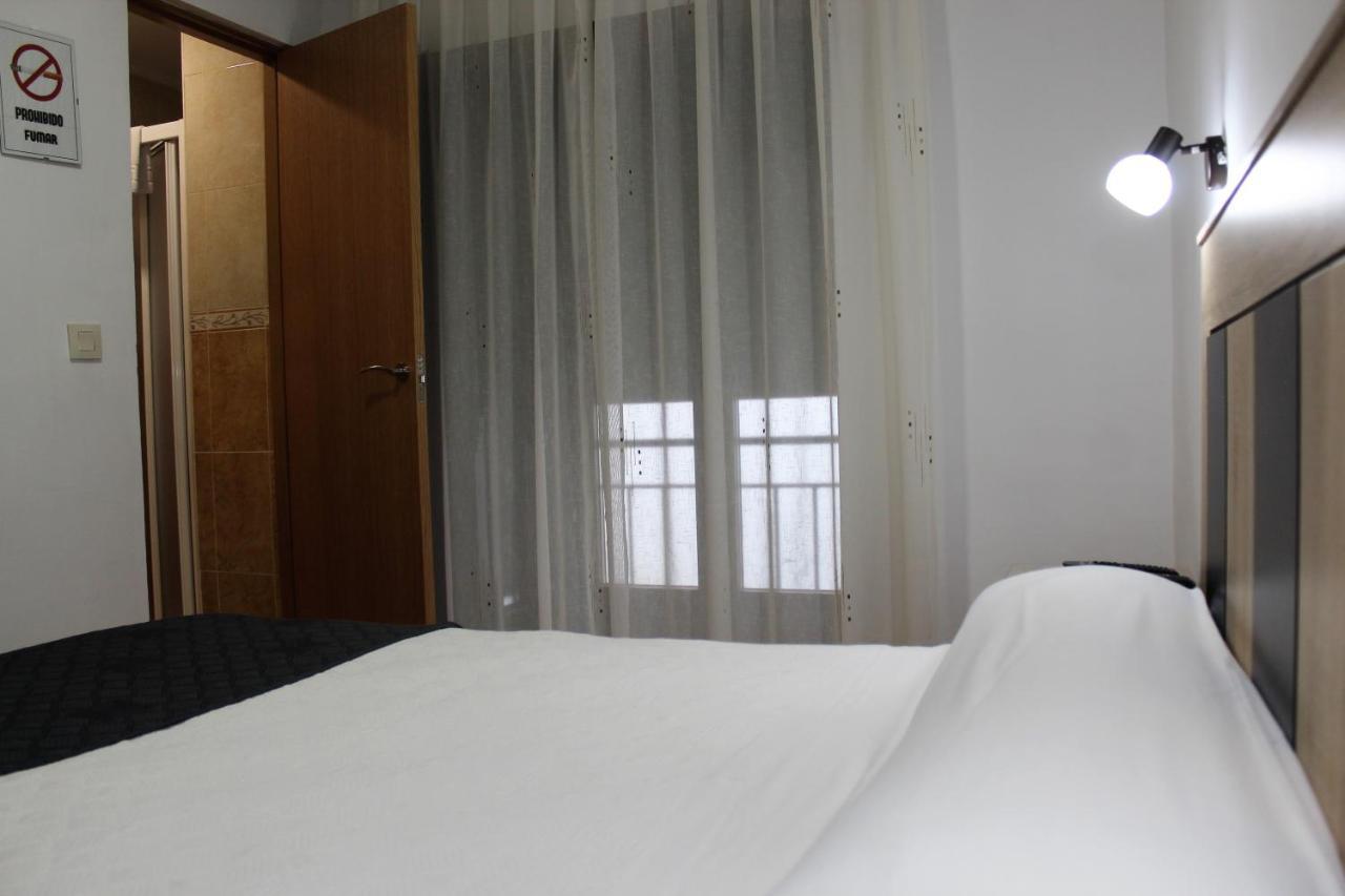 Hostal Madrid Toledo Exterior photo