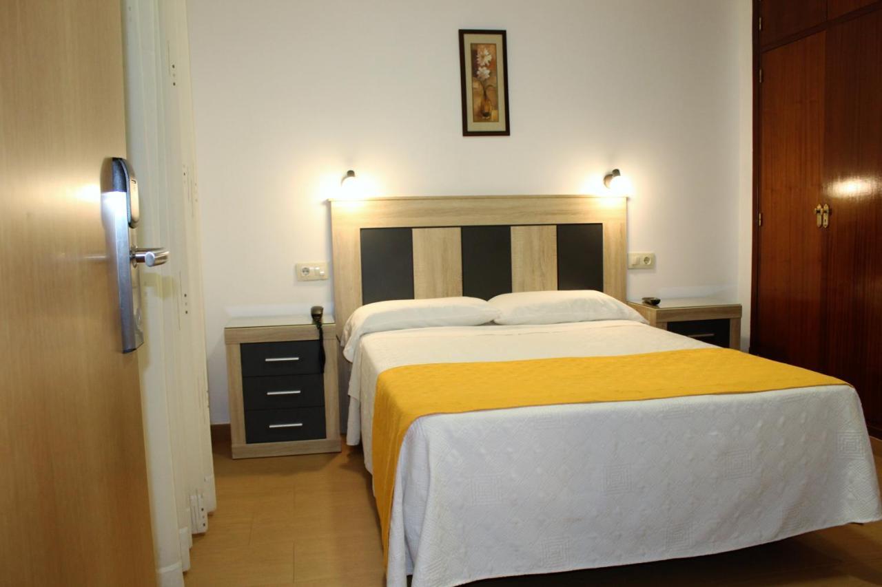 Hostal Madrid Toledo Exterior photo